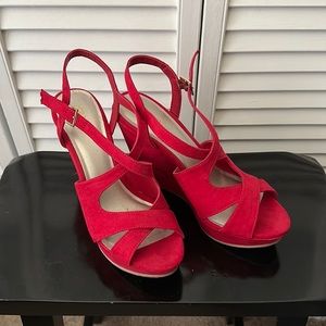 Women’s wedge